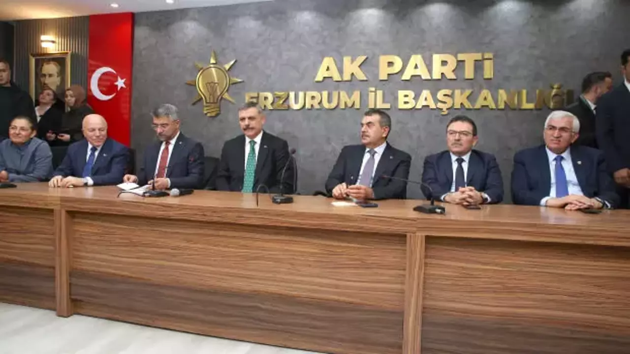 Bakan Tekin'den 'Tosun Paşa' benzetmesi