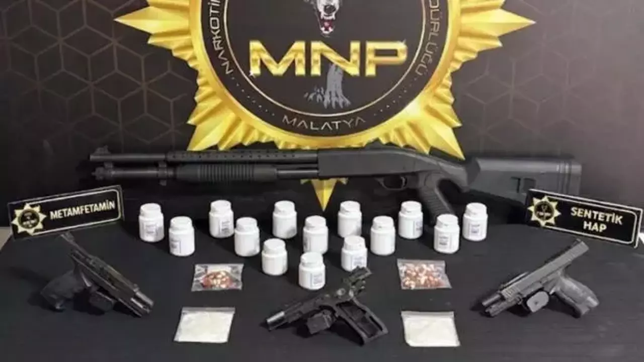 Malatya'da zehir ve silah operasyonu: 3 adrese eş zamanlı baskın!